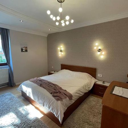 Cozy Apartment In The Old Center Of Prishtina プリシュティナ エクステリア 写真