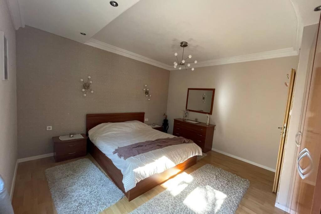 Cozy Apartment In The Old Center Of Prishtina プリシュティナ エクステリア 写真